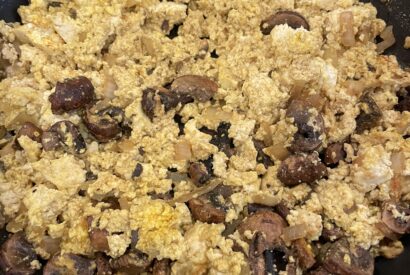 Thumbnail for Easy Oil-Free Plant-Based Tofu Scramble